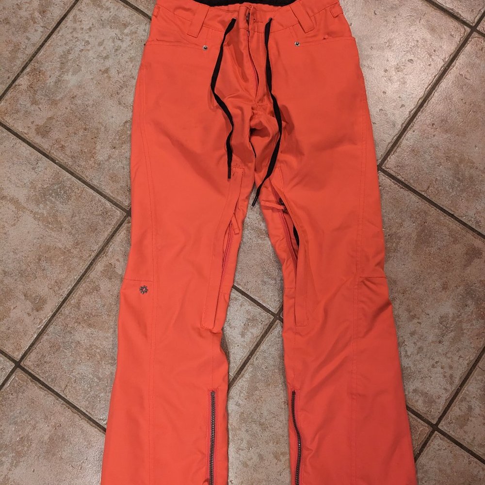 Women's snow pants